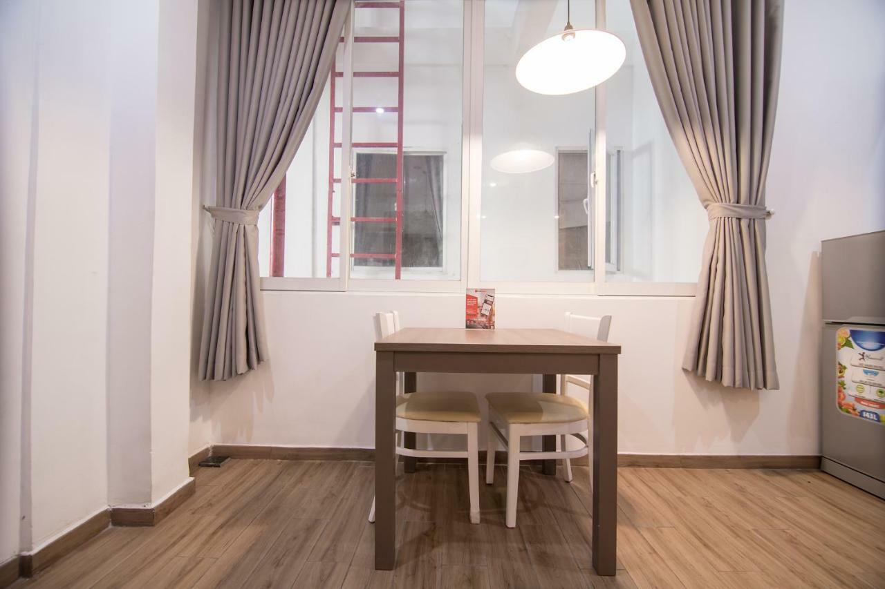 Reddoorz Plus Near Tan Dinh Market Ho Chi Minh City Bagian luar foto