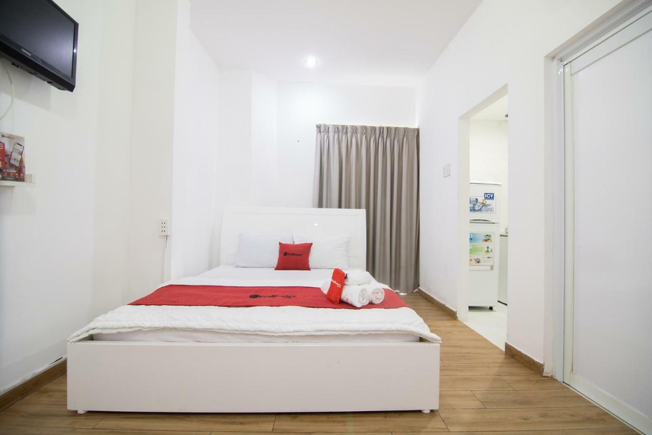 Reddoorz Plus Near Tan Dinh Market Ho Chi Minh City Bagian luar foto