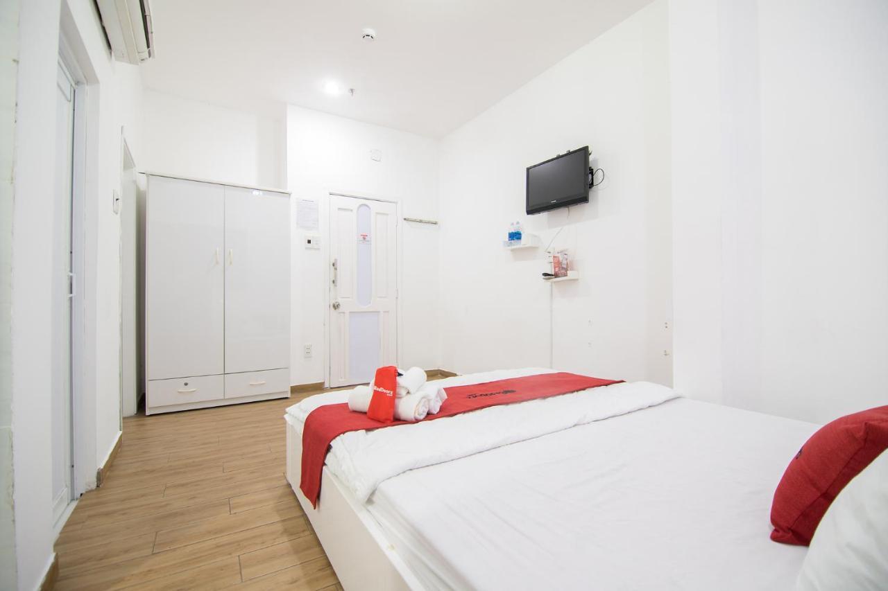 Reddoorz Plus Near Tan Dinh Market Ho Chi Minh City Bagian luar foto